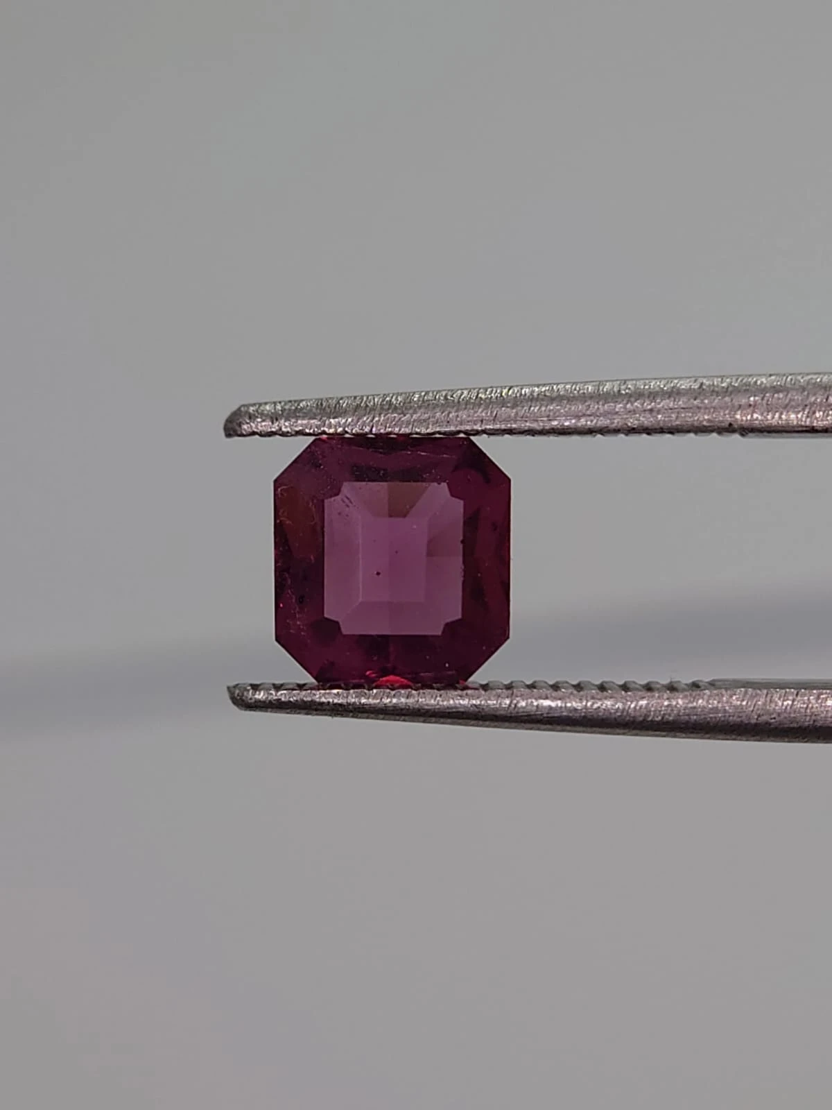 1.40ct Natural Pinkish Red Malaya Garnet from Tanzania — view 5